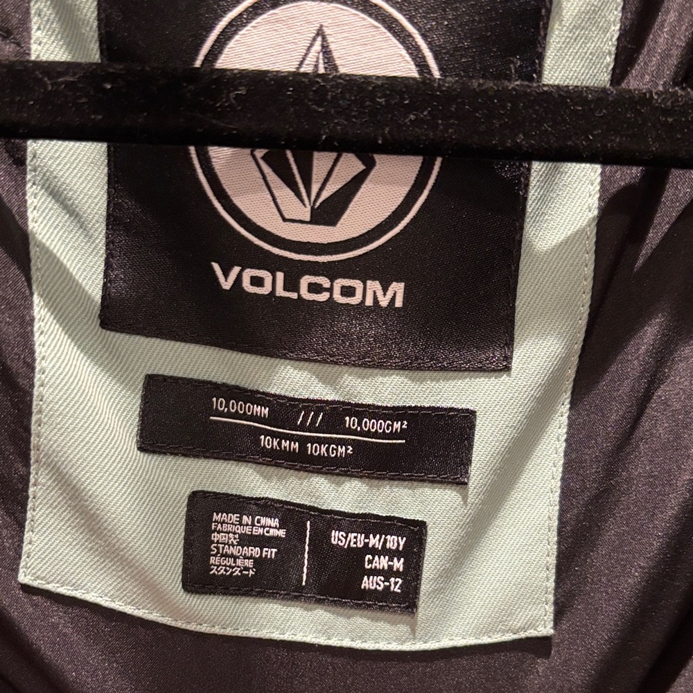 Volcom Two-Tone Boys Ski Jacket in Dark Green and Mint size 10y